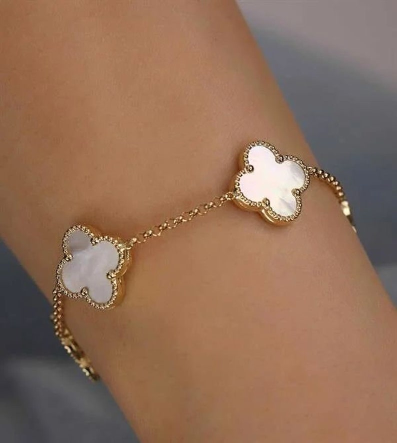 FREE Clover Bracelets