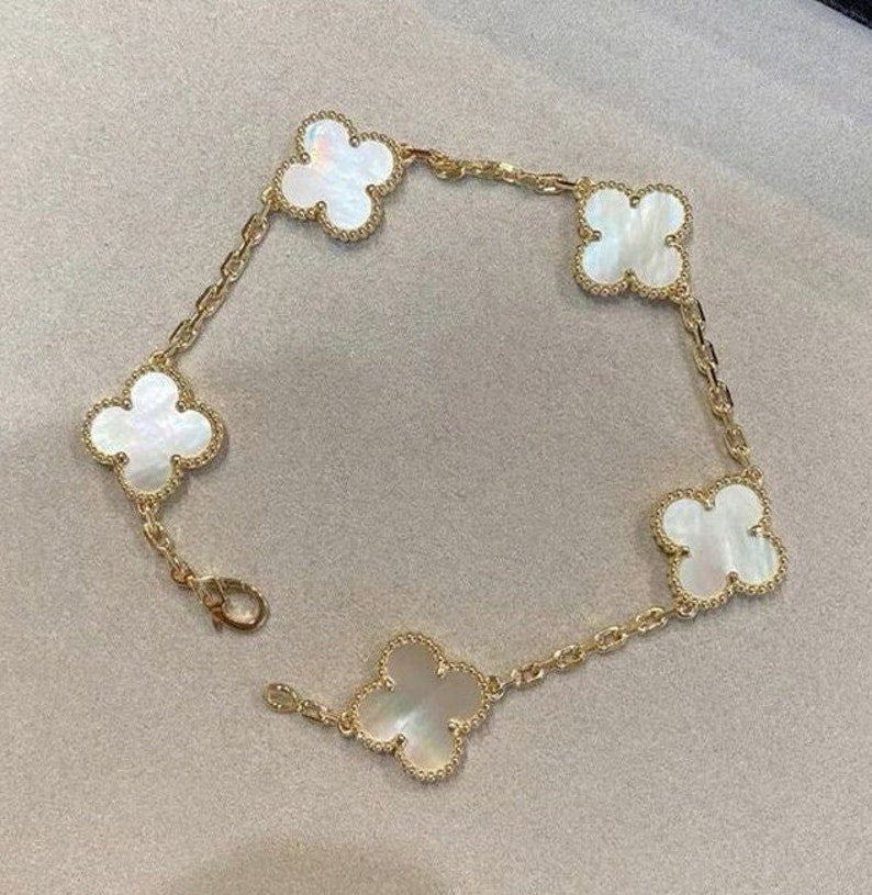 FREE Clover Bracelets